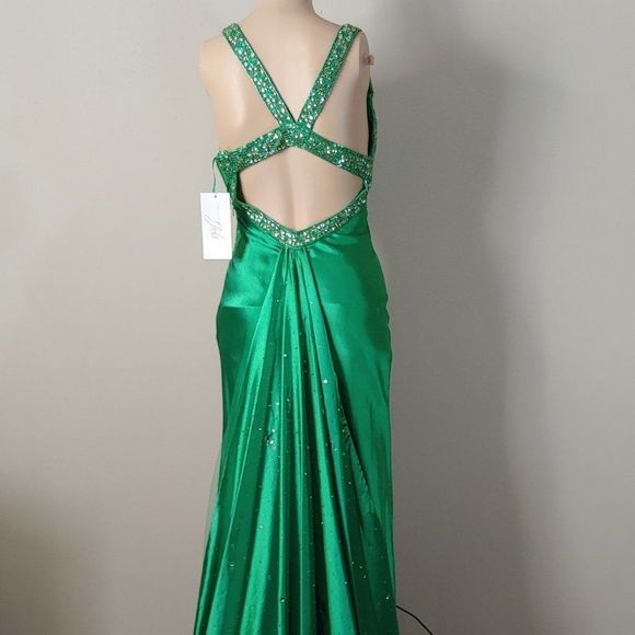 NWT Beautiful Sexy Long Gown by Christopher Henry - Picture 3 of 6